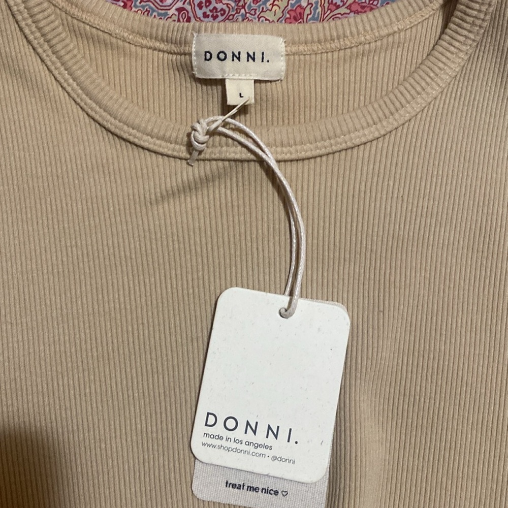 Donni Rib Tee - Picture 6 of 7
